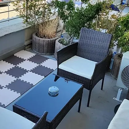 на център Apartment